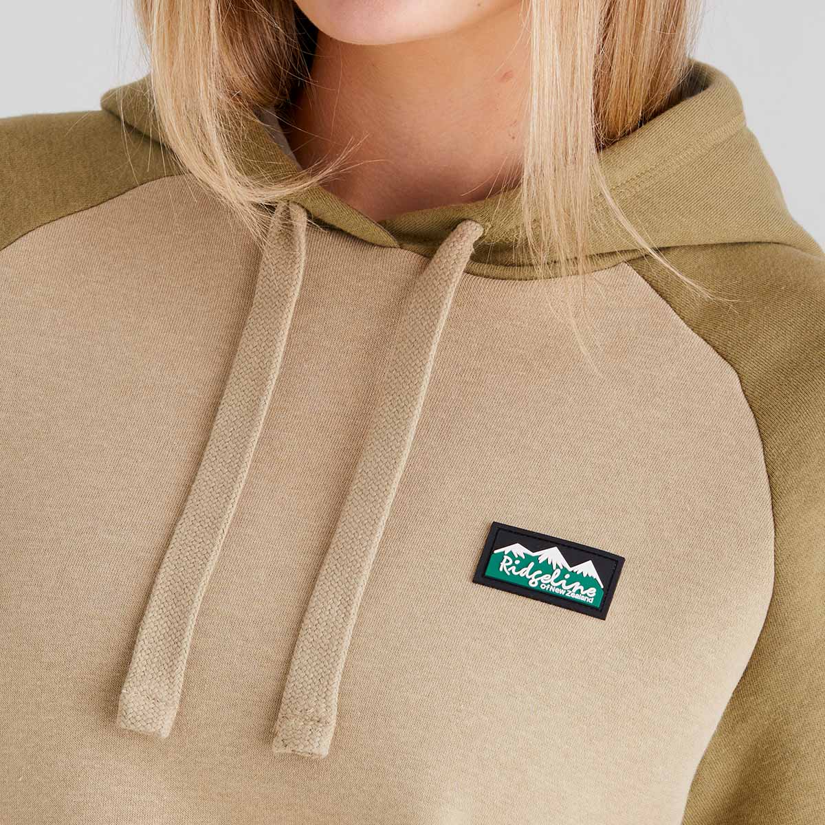 Women's North Island Hoodie Teak - Image 5